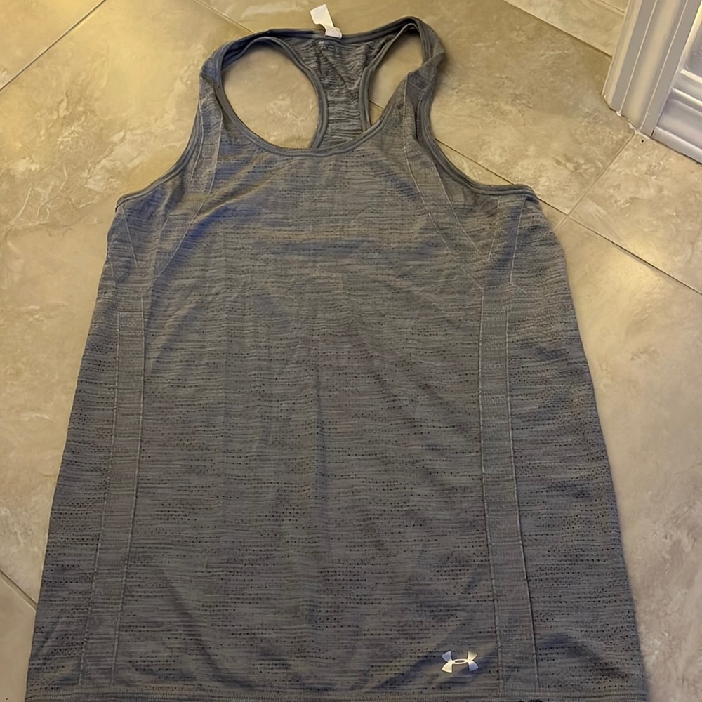 Underarmor Top